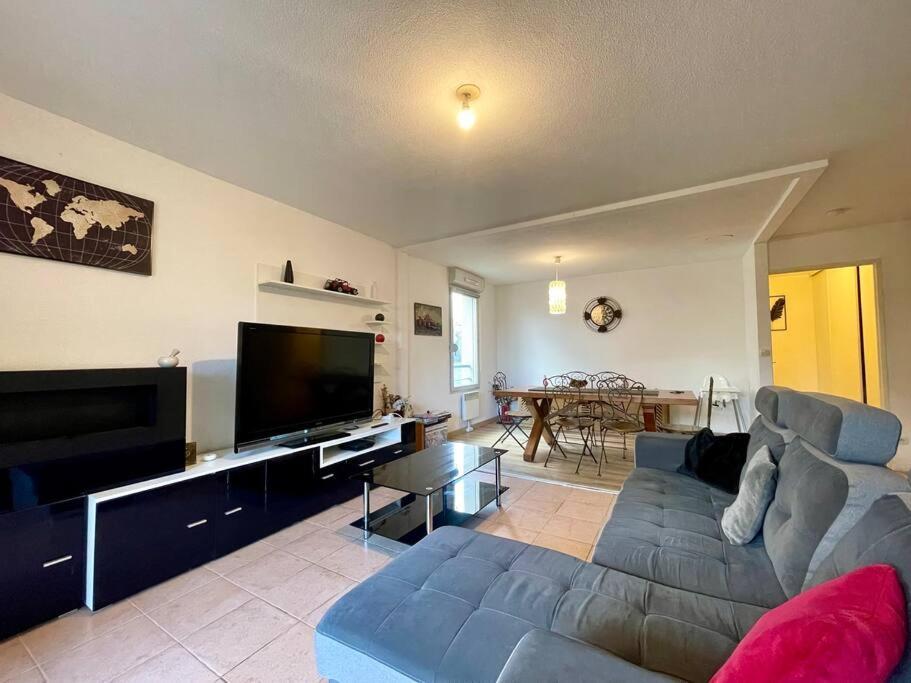 L'Appartement Michelet - Parking Prive Et Gratuit - 2Km Cite Medievale Carcassonne Esterno foto