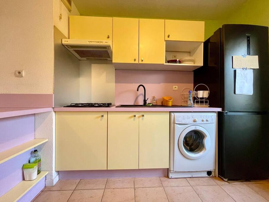 L'Appartement Michelet - Parking Prive Et Gratuit - 2Km Cite Medievale Carcassonne Esterno foto